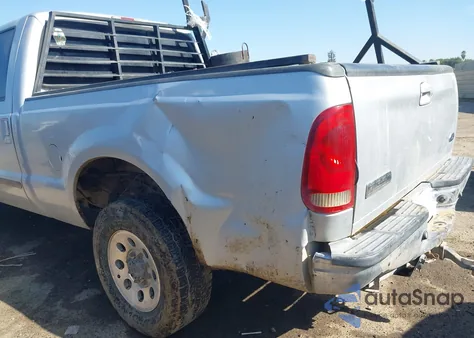 2005 Ford F250 Super Duty z USA, uszkodzony, nr VIN 1FTSW21Y25EC43035